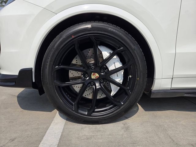 PORSCHE保時捷 CAYENNE  第18張相片