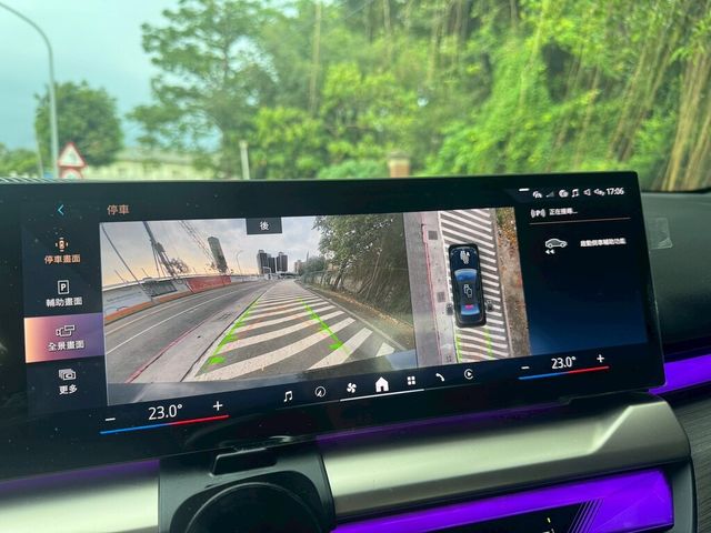 BMW寶馬 I5  第9張相片