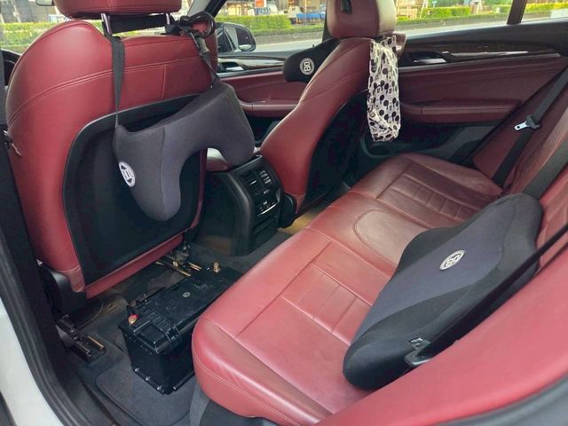 BMW寶馬 X4 XDRIVE30I  第5張相片