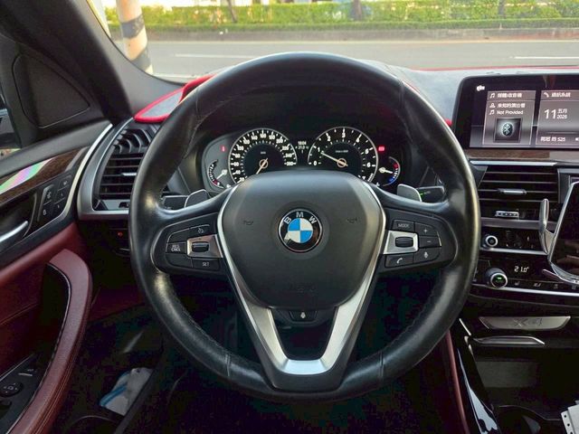 BMW寶馬 X4 XDRIVE30I  第7張相片