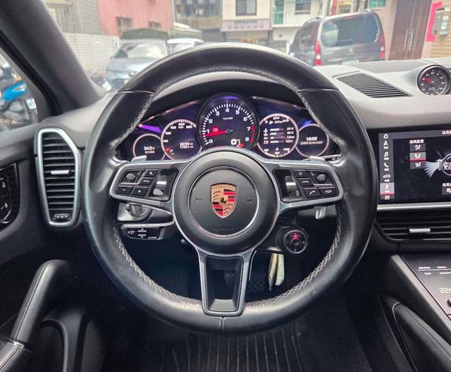 PORSCHE保時捷 CAYENNE  第7張相片