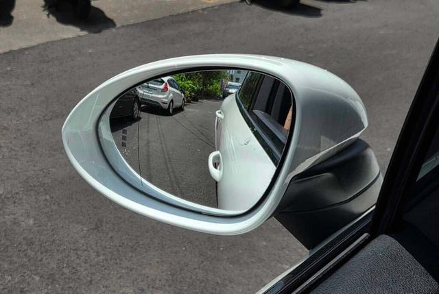 PORSCHE保時捷 CAYENNE  第11張相片