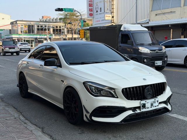 M-BENZ賓士 CLA250 4MATIC  第1張相片