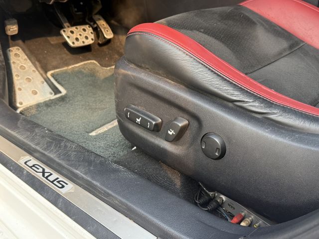 LEXUS凌志 CT200H  第6張相片