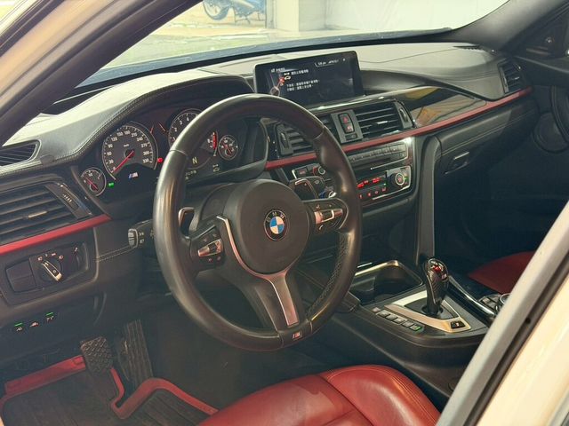 BMW寶馬 M3 SEDAN  第3張相片