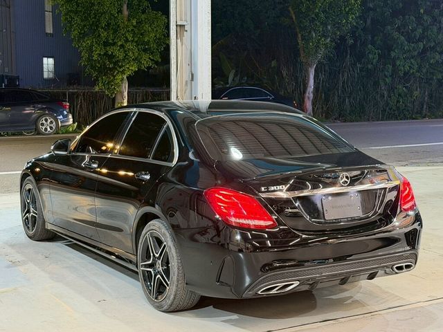 M-BENZ賓士 C300  第2張相片