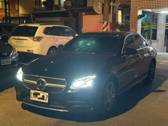 M-BENZ賓士 E300  第1張相片