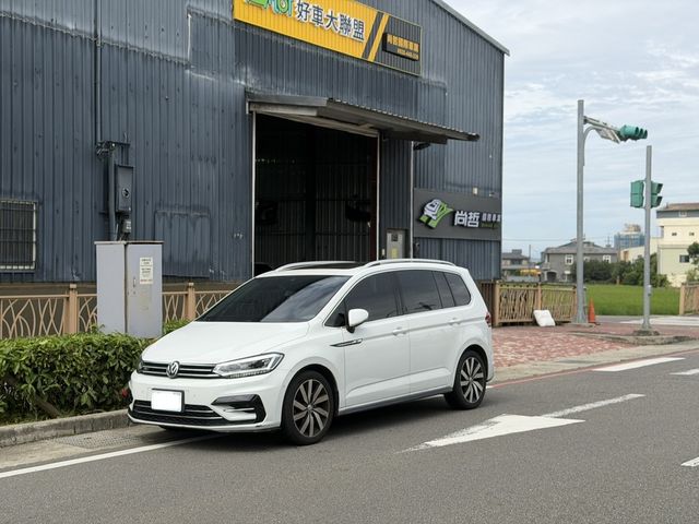 VOLKSWAGEN福斯 TOURAN  第1張相片