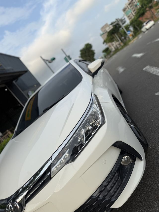 TOYOTA豐田 ALTIS  第4張相片
