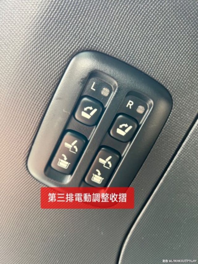 原廠2.4動力 順又耐操 一手車   原板件 七人座超大空間 可保固  第15張相片