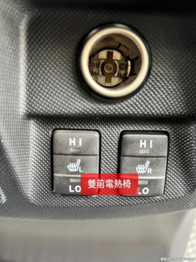 原廠2.4動力 順又耐操 一手車   原板件 七人座超大空間 可保固  第16張相片