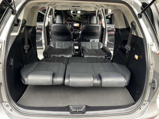 原廠2.4動力 順又耐操 一手車   原板件 七人座超大空間 可保固  第18張相片