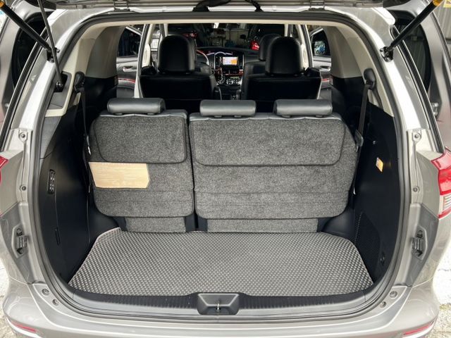 原廠2.4動力 順又耐操 一手車   原板件 七人座超大空間 可保固  第19張相片