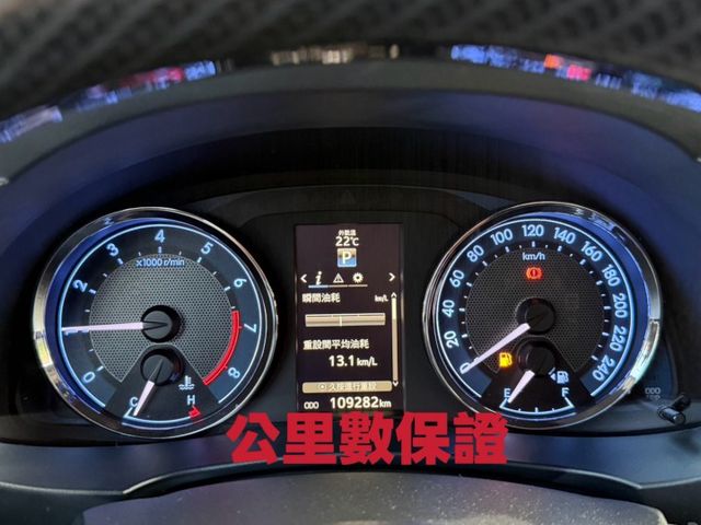 一手車 原廠保養 公里數保證 空間大 好開 好養 家用通勤都滿分  第9張相片