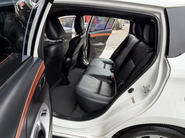 2015 Yaris1.5 S版 一手車 原版件優質車況  原廠保養 升級安卓機 胎壓偵測器  第11張相片