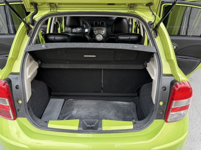 一手車 原車主愛惜使用 車況優 引擎順 冷氣冷  第11張相片