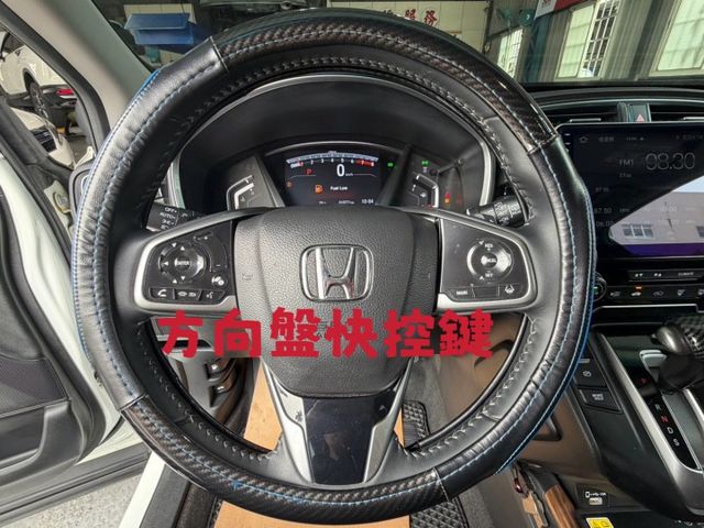 一手車 原板件 認證車 原廠保固中 超低里程 升級安卓機+360環景 一台車開啟戶外生活  第6張相片
