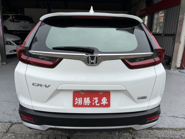 一手車 原板件 認證車 原廠保固中 超低里程 升級安卓機+360環景 一台車開啟戶外生活  第17張相片