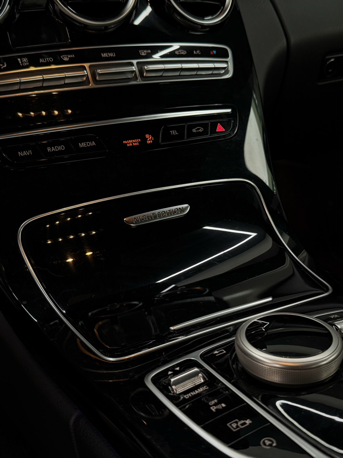 2021 Benz C200 星夜版 輕油電  第7張相片