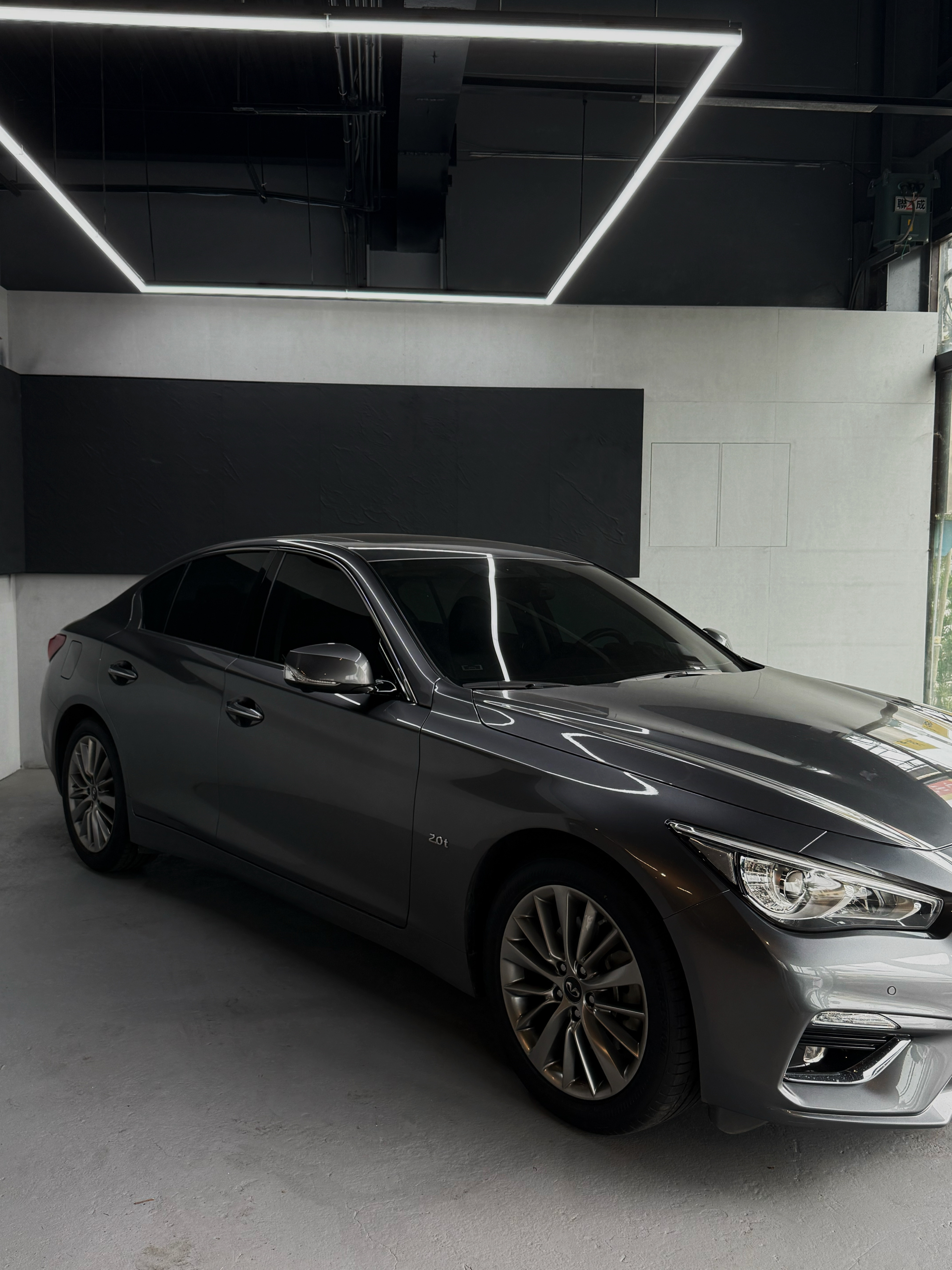 2018 Infiniti Q50 旗艦版  第2張相片