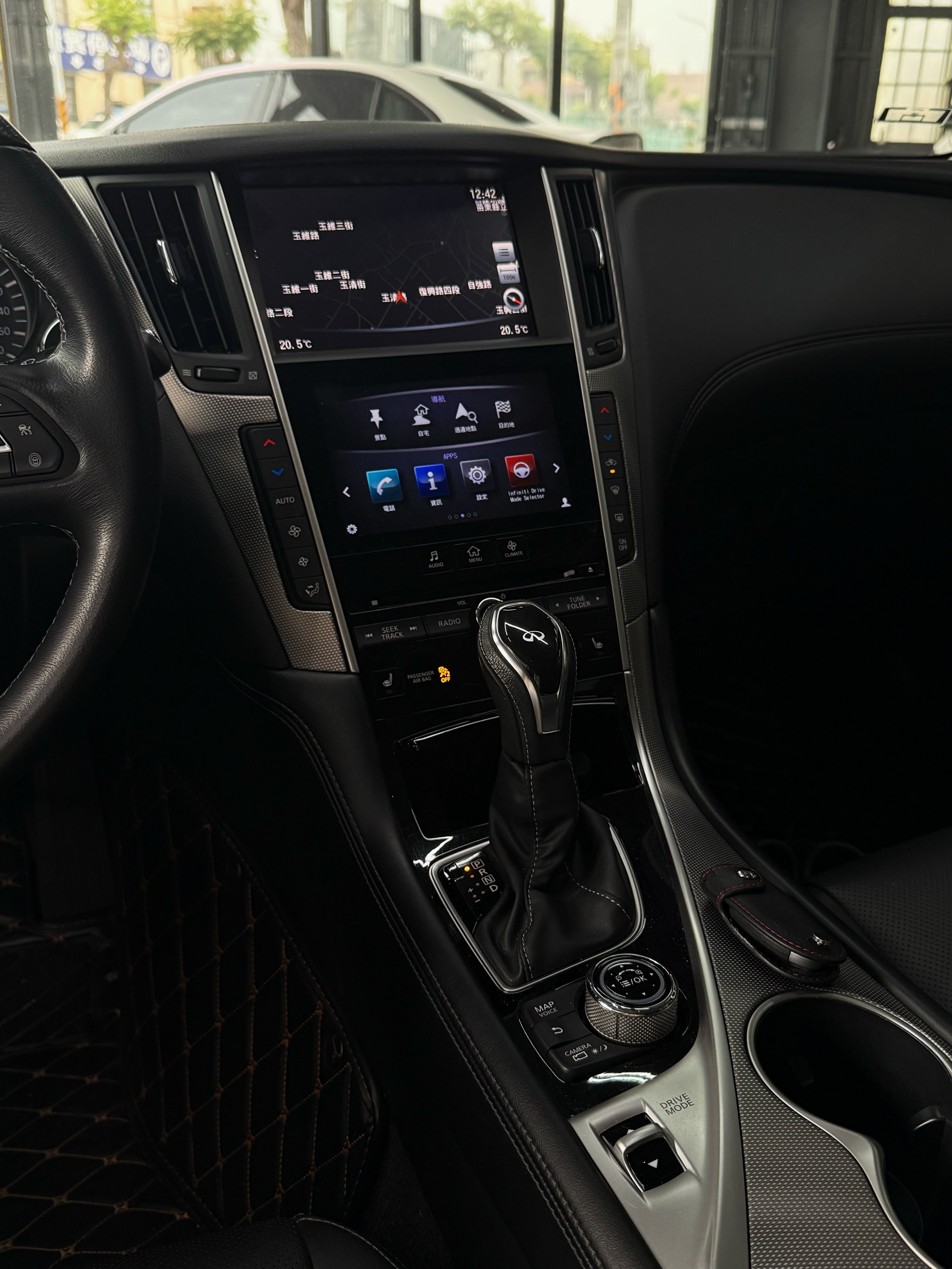 2018 Infiniti Q50 旗艦版  第6張相片