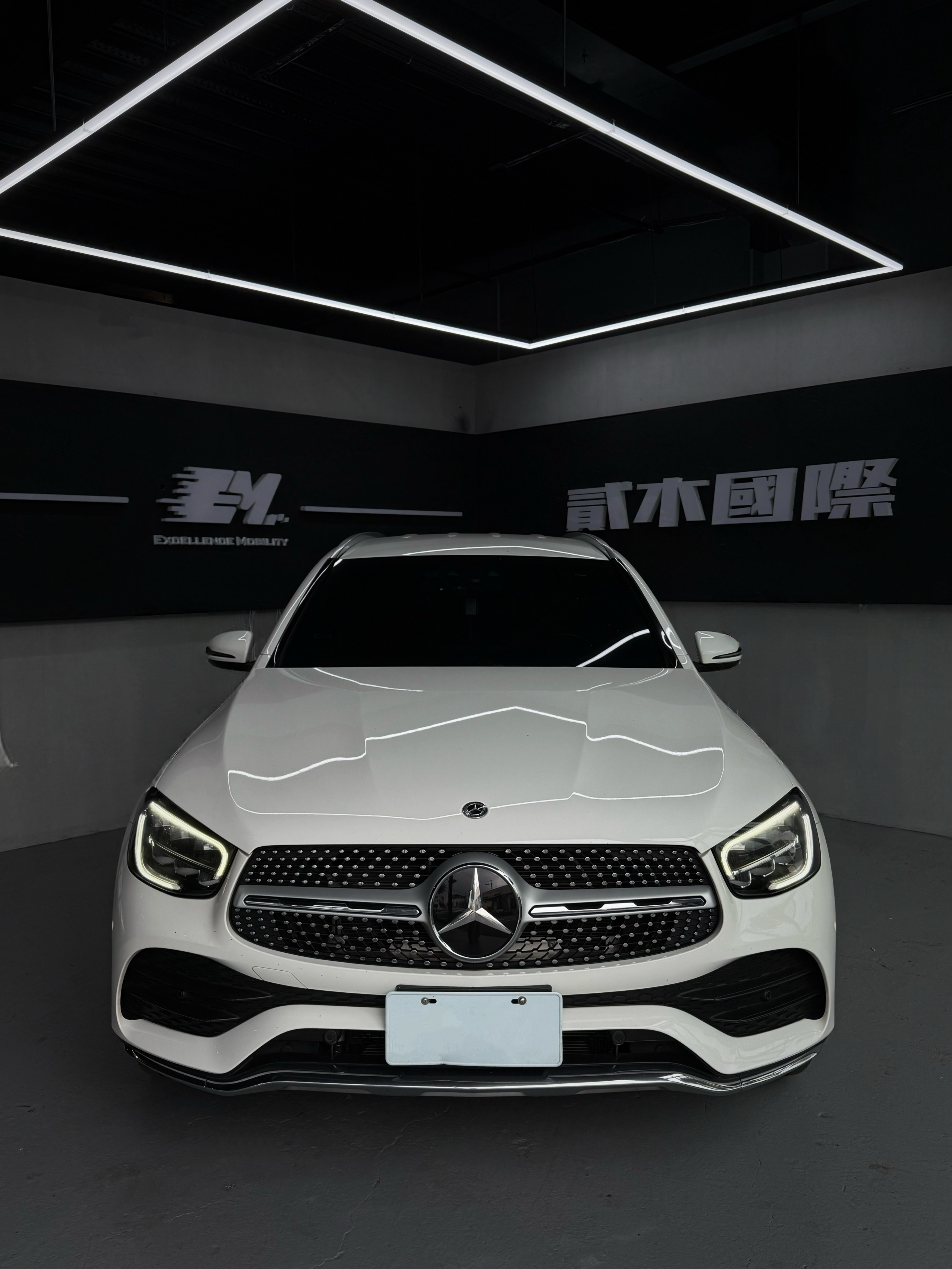 2020 Mercedes-Benz GLC 200｜23P智慧駕駛｜質感白  第1張相片
