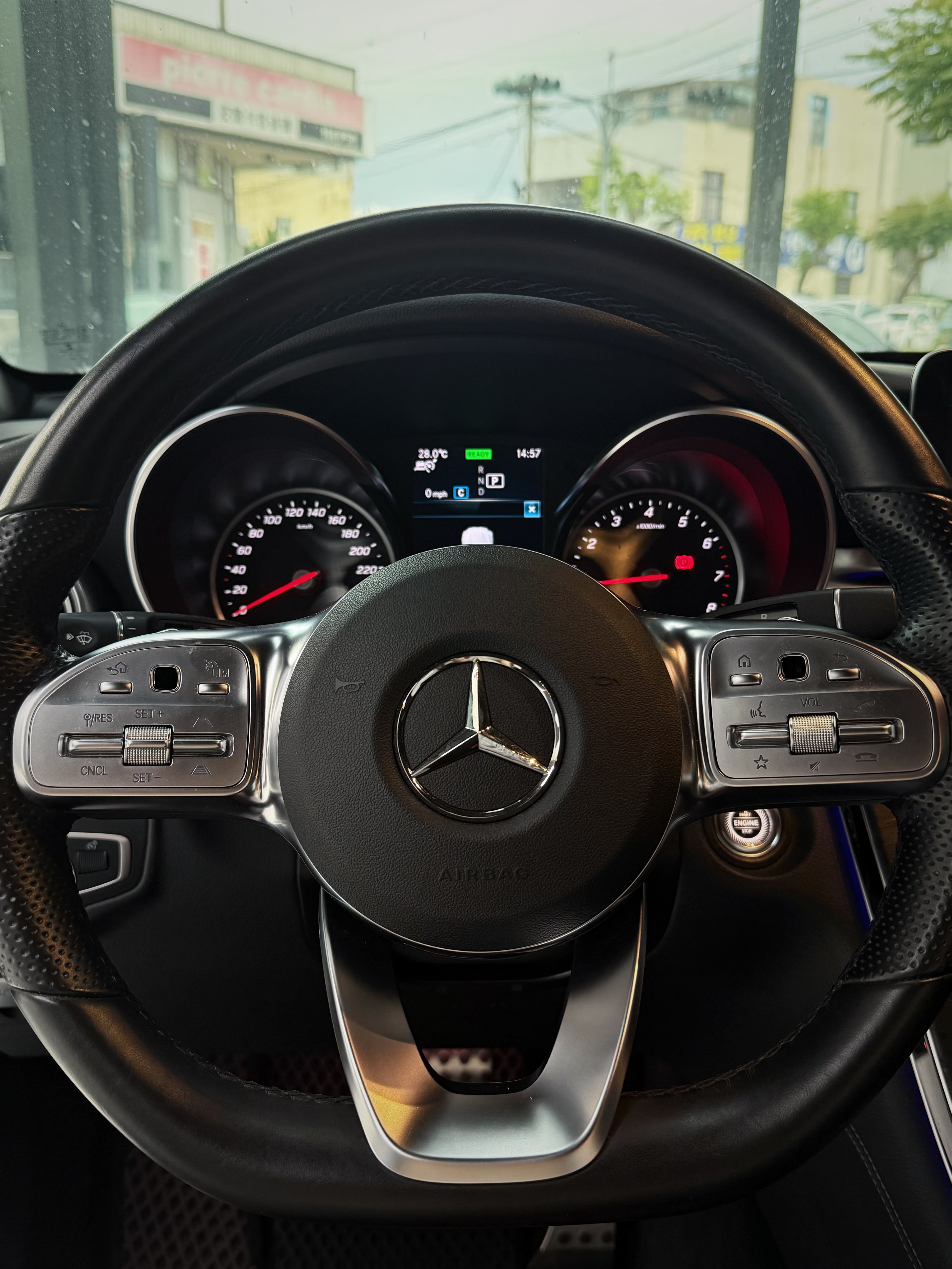 2020 Mercedes-Benz GLC 200｜23P智慧駕駛｜質感白  第7張相片