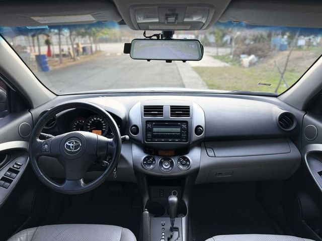 TOYOTA豐田 RAV4  第4張相片