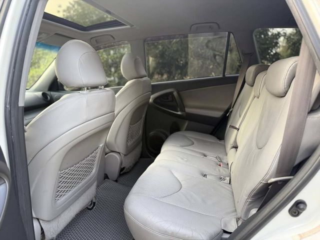 TOYOTA豐田 RAV4  第6張相片