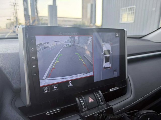TOYOTA豐田 RAV4  第12張相片