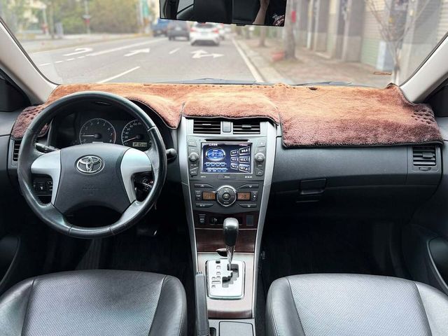 TOYOTA豐田 ALTIS  第4張相片