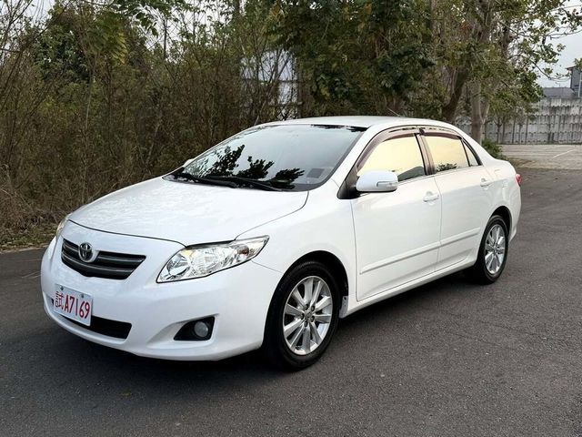TOYOTA豐田 ALTIS  第1張相片