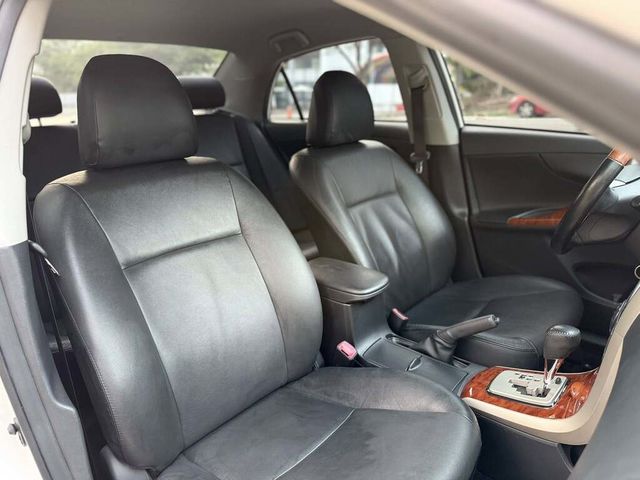 TOYOTA豐田 ALTIS  第15張相片