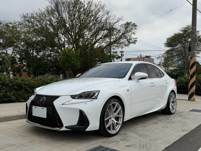 LEXUS凌志 IS 300  第1張相片