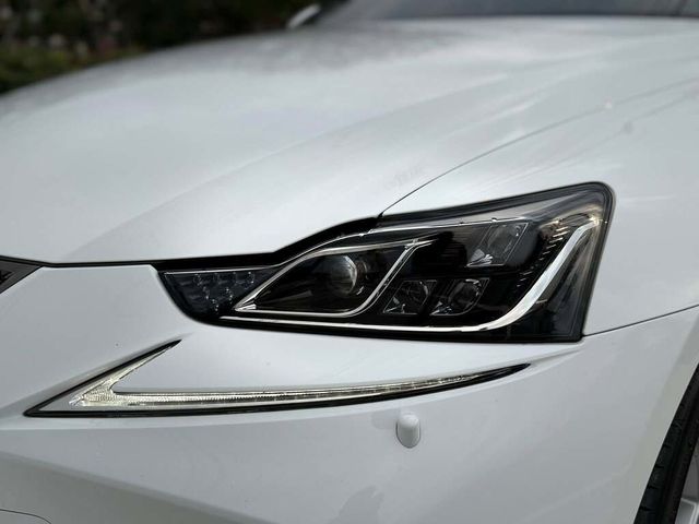 LEXUS凌志 IS 300  第3張相片