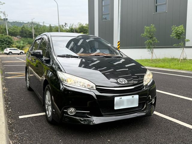 TOYOTA豐田 WISH  第2張相片