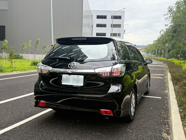 TOYOTA豐田 WISH  第4張相片