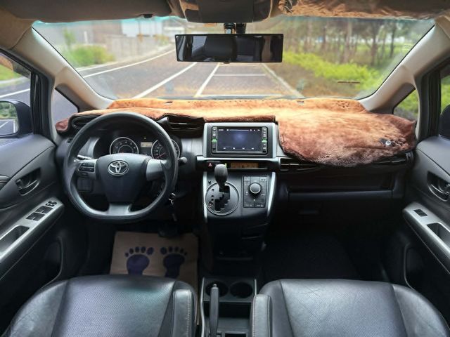TOYOTA豐田 WISH  第5張相片