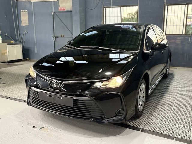 TOYOTA豐田 ALTIS  第1張相片