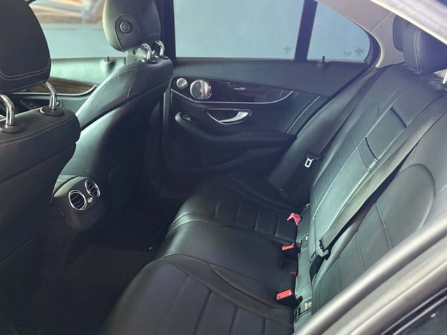 M-BENZ賓士 C300  第6張相片