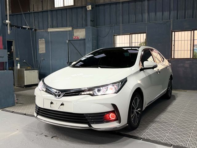 TOYOTA豐田 ALTIS  第1張相片