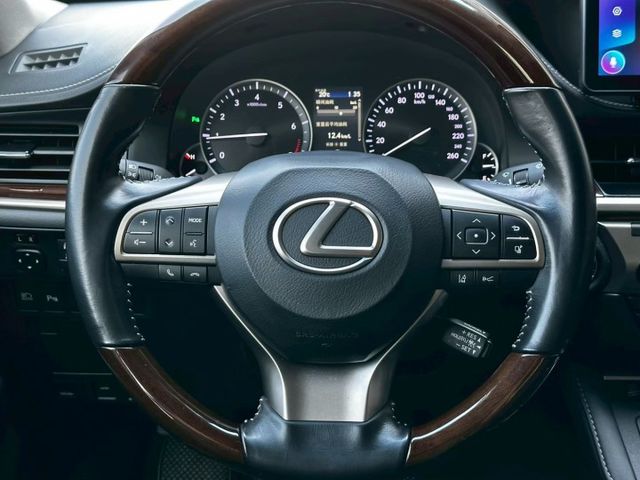 2015 ES200 最頂級版本 升級全速域跟車 加大安卓機/Carplay 來電更優惠  第4張相片