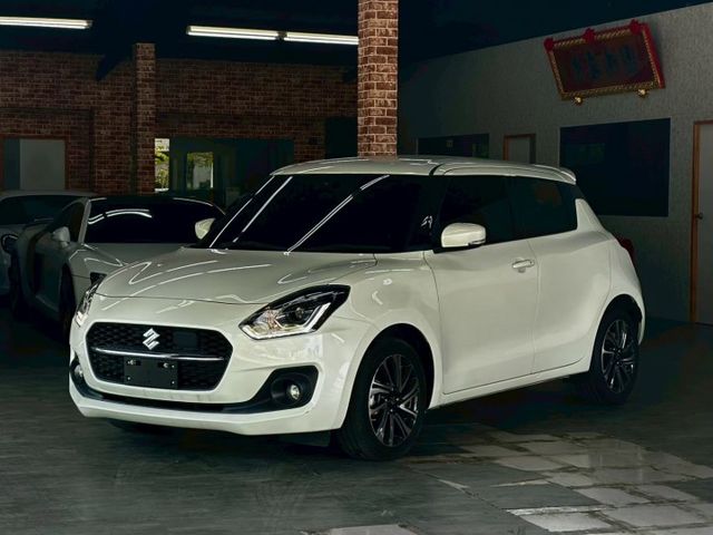 2022 Switf GLX 油電版 1.2 省油省稅輕油電 2026最新價格 喜歡好談 來電優惠多少看感覺  第2張相片