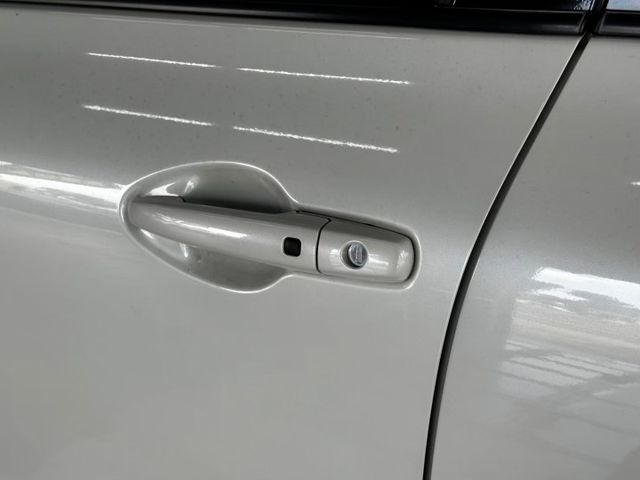 2022 Switf GLX 油電版 1.2 省油省稅輕油電 2026最新價格 喜歡好談 來電優惠多少看感覺  第7張相片