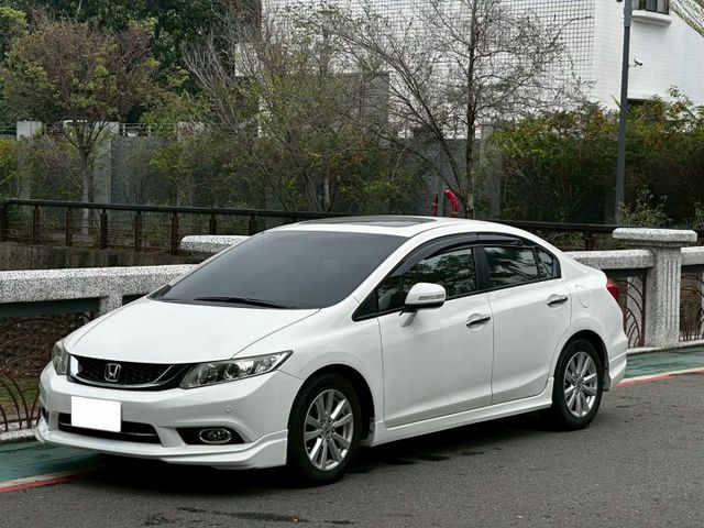 2014 CIVIC K14 熱門年輕人代步車 來電詢問更優惠  第1張相片