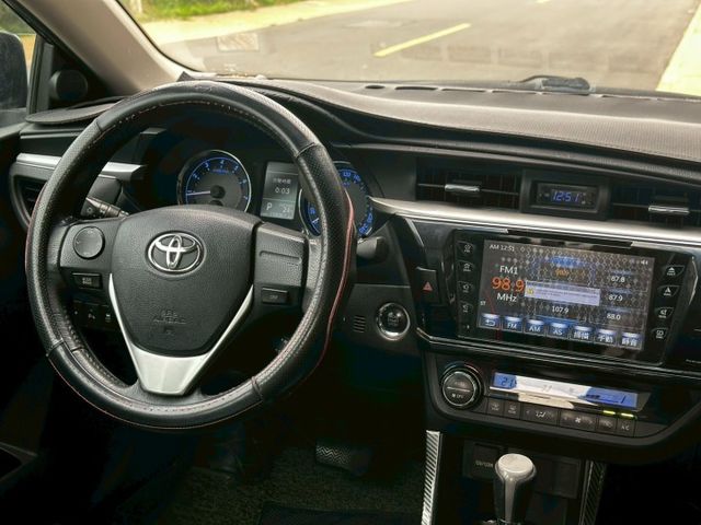 2014 Altis Z版 原版件 隨車附檢YES第三方認證報告 來電詢問更優惠  第4張相片