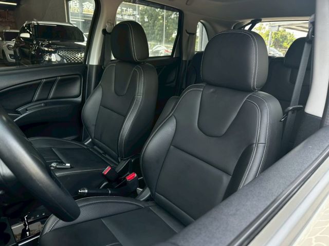 2019 Colt plus 僅跑6000 忘記開 現省價差  第3張相片