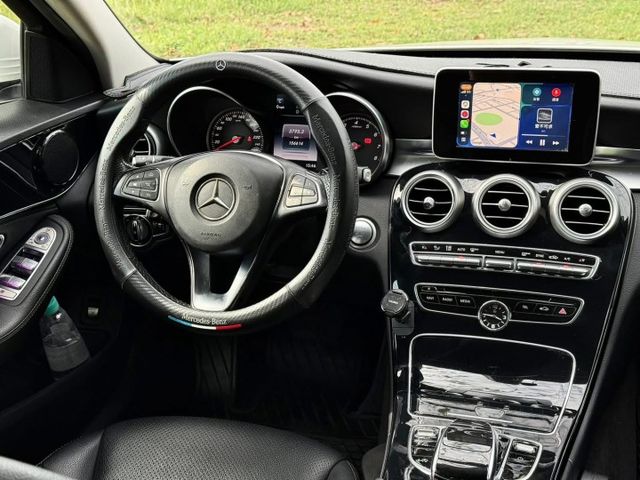 2015 BenZ C180 有改前水箱罩 車況漂亮  第4張相片