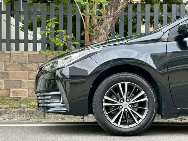 2017 ALTIS 原鈑件  第4張相片