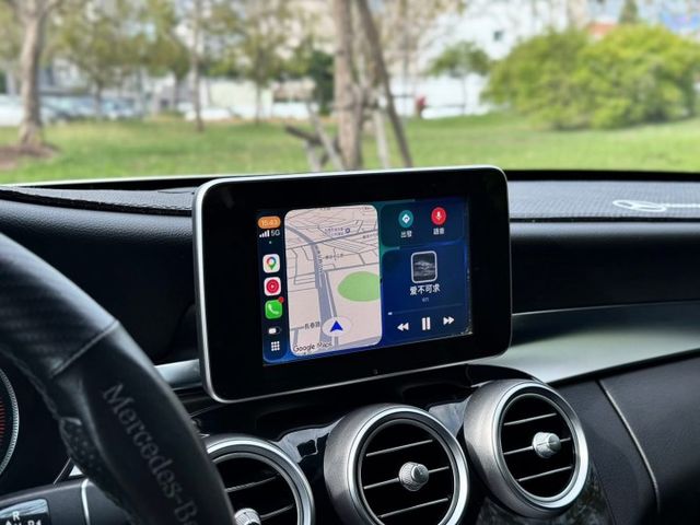 2015 BenZ C180 有改前水箱罩 車況漂亮  第5張相片